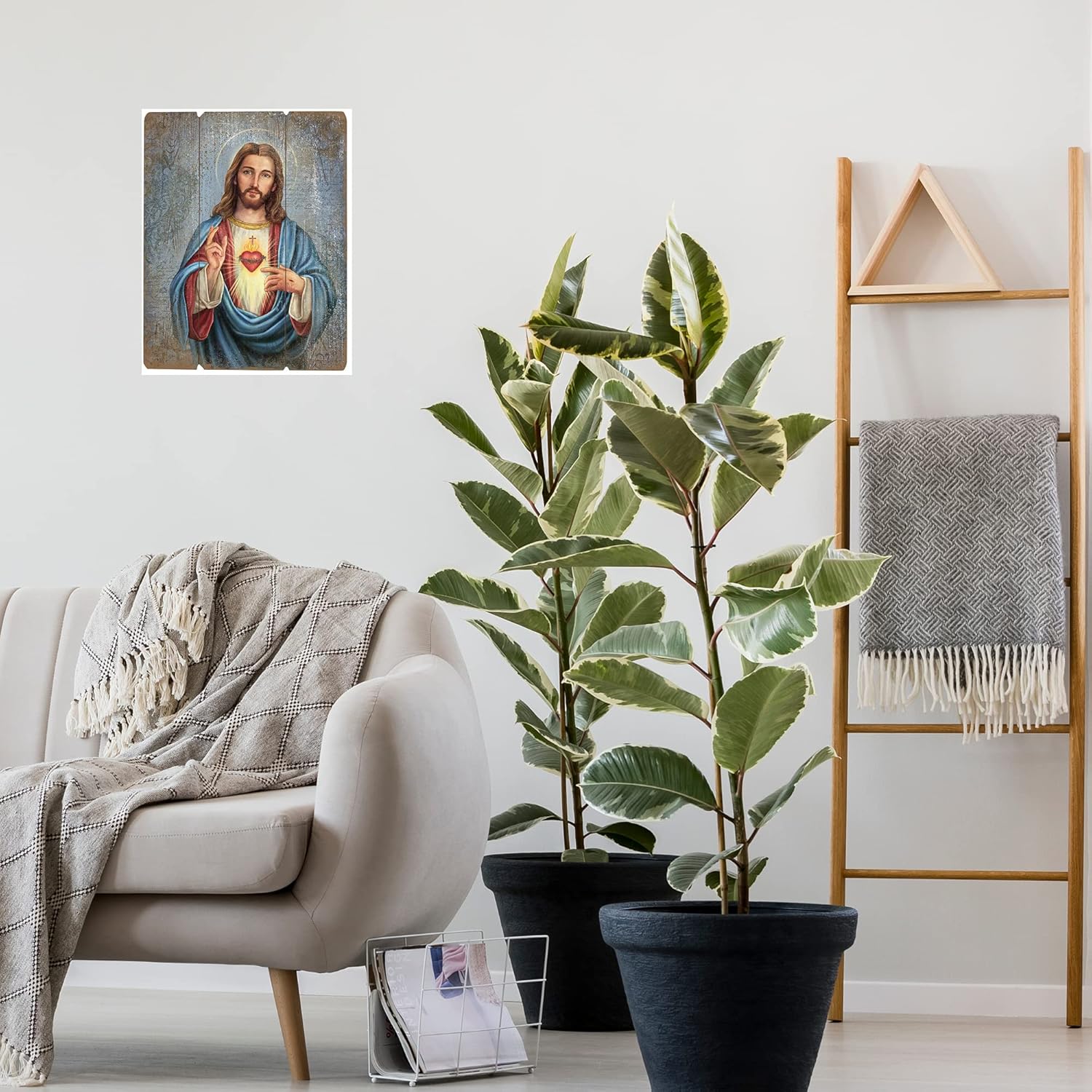 Needzo Sacred Heart Pallet Wall Sign 15 Inches